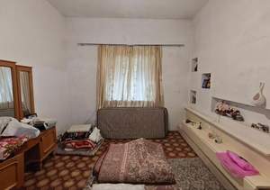 4-к квартира, вторичка, 111м2, 1/1 этаж