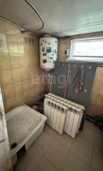 2-к квартира, вторичка, 65м2, 1/1 этаж