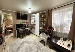 3-к квартира, вторичка, 47м2, 1/4 этаж