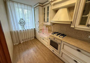 3-к квартира, вторичка, 72м2, 1/9 этаж