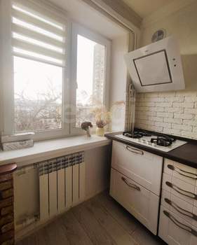 2-к квартира, вторичка, 40м2, 5/5 этаж