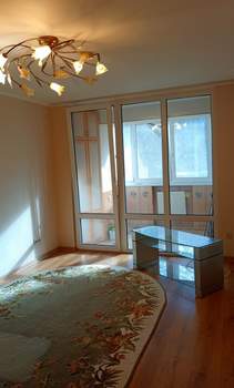 4-к квартира, вторичка, 74м2, 3/5 этаж