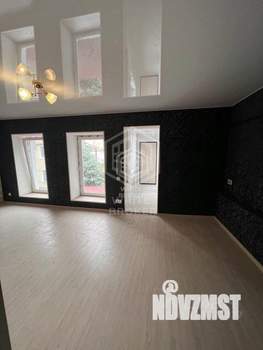 3-к квартира, вторичка, 72м2, 2/2 этаж