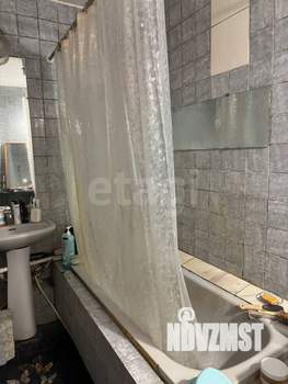 2-к квартира, вторичка, 62м2, 1/9 этаж