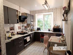 3-к квартира, вторичка, 63м2, 4/10 этаж