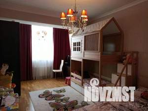 3-к квартира, вторичка, 119м2, 3/10 этаж