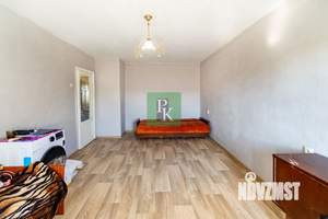3-к квартира, вторичка, 63м2, 5/5 этаж