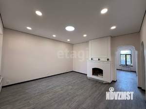 4-к квартира, вторичка, 105м2, 1/2 этаж