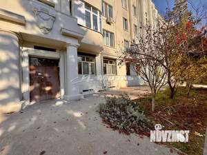 2-к квартира, вторичка, 62м2, 1/4 этаж