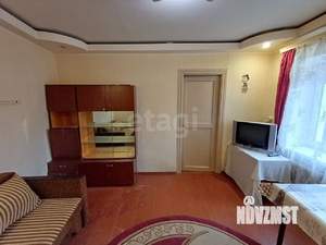 2-к квартира, вторичка, 38м2, 1/1 этаж