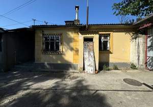 2-к квартира, вторичка, 41м2, 1/1 этаж