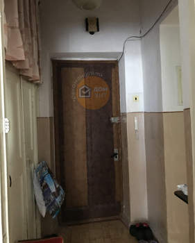 2-к квартира, вторичка, 64м2, 3/3 этаж
