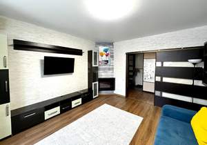 3-к квартира, вторичка, 84м2, 1/9 этаж
