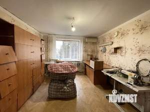 3-к квартира, вторичка, 64м2, 1/10 этаж