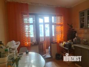 2-к квартира, вторичка, 62м2, 1/9 этаж