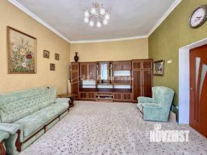 2-к квартира, вторичка, 72м2, 2/2 этаж