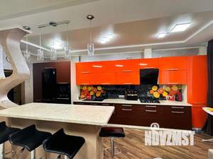 3-к квартира, вторичка, 100м2, 1/5 этаж