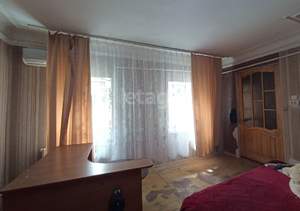 2-к квартира, вторичка, 52м2, 1/1 этаж