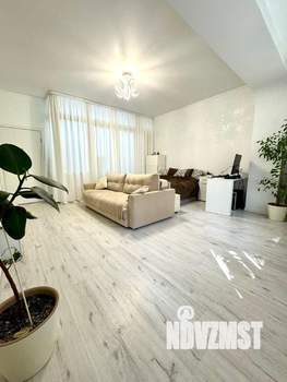3-к квартира, вторичка, 100м2, 1/9 этаж