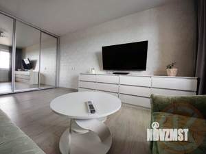 2-к квартира, вторичка, 47м2, 8/9 этаж