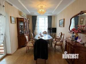 5-к квартира, вторичка, 175м2, 8/9 этаж