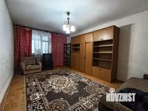 2-к квартира, вторичка, 66м2, 1/9 этаж