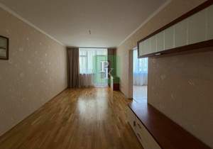 2-к квартира, вторичка, 80м2, 3/9 этаж