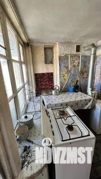 4-к квартира, вторичка, 57м2, 1/1 этаж