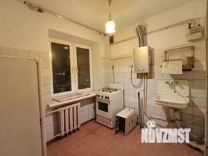 2-к квартира, вторичка, 40м2, 5/5 этаж