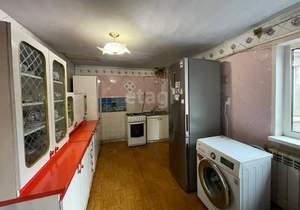 2-к квартира, вторичка, 51м2, 1/1 этаж