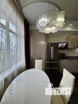 2-к квартира, вторичка, 62м2, 1/10 этаж