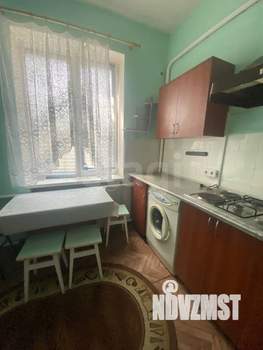 2-к квартира, вторичка, 60м2, 1/1 этаж