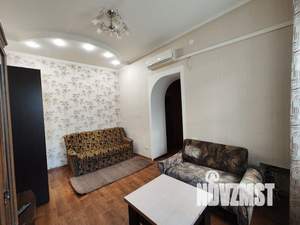 2-к квартира, вторичка, 53м2, 1/1 этаж