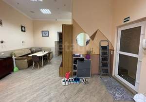 3-к квартира, вторичка, 78м2, 1/1 этаж