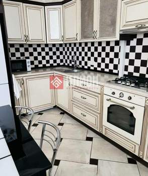 2-к квартира, вторичка, 80м2, 10/10 этаж