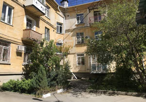 2-к квартира, вторичка, 64м2, 3/3 этаж