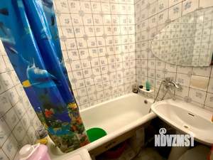 3-к квартира, вторичка, 64м2, 1/9 этаж