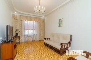 2-к квартира, вторичка, 70м2, 3/3 этаж