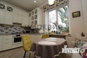 2-к квартира, вторичка, 57м2, 4/4 этаж