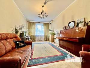 3-к квартира, вторичка, 63м2, 1/9 этаж