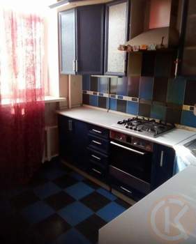 2-к квартира, вторичка, 52м2, 1/9 этаж