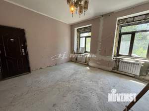 2-к квартира, вторичка, 62м2, 1/4 этаж