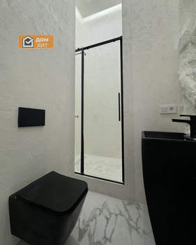4-к квартира, вторичка, 140м2, 8/9 этаж