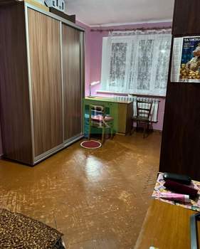 2-к квартира, вторичка, 42м2, 1/5 этаж