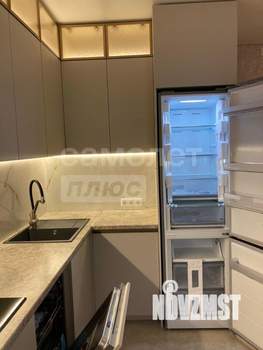 2-к квартира, вторичка, 63м2, 4/18 этаж