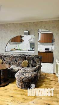 3-к квартира, вторичка, 68м2, 1/9 этаж