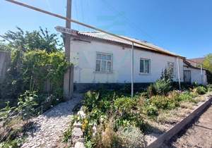 3-к квартира, вторичка, 68м2, 1/1 этаж
