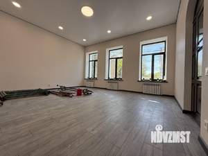 3-к квартира, вторичка, 105м2, 1/1 этаж