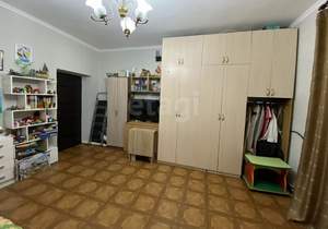 3-к квартира, вторичка, 63м2, 1/1 этаж