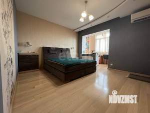 5-к квартира, вторичка, 181м2, 4/4 этаж